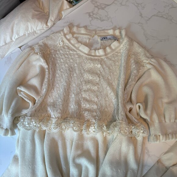 Cream Crochet and Knit Sweater with Lace Trim - L - Picture 9 of 9